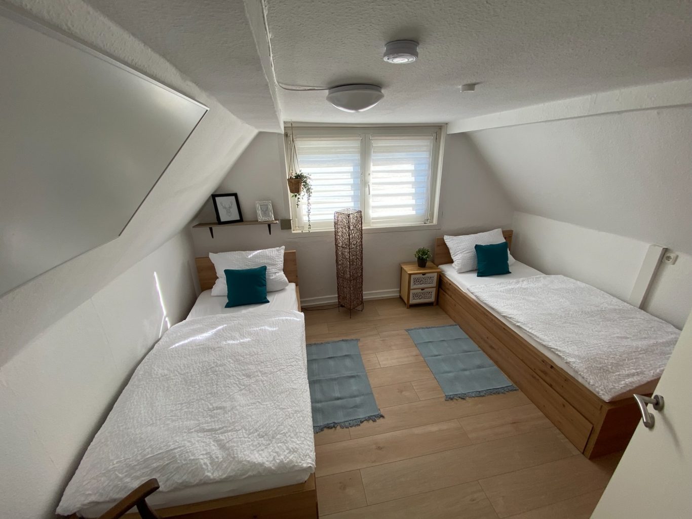Schlafzimmer 1